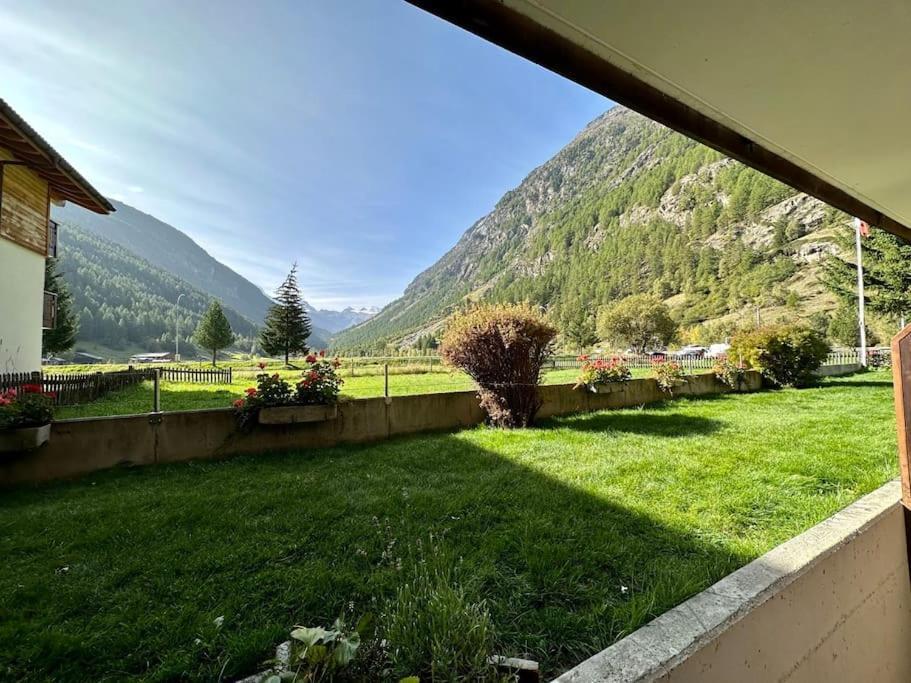 Alpine Retreat 4 Person Apartment Near Zermatt With Parking! テッシュ エクステリア 写真